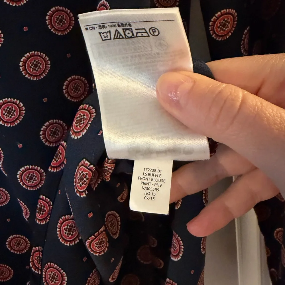 Long sleeve ruffle front blue and Pink Floral Blouse - Picture 6 of 8